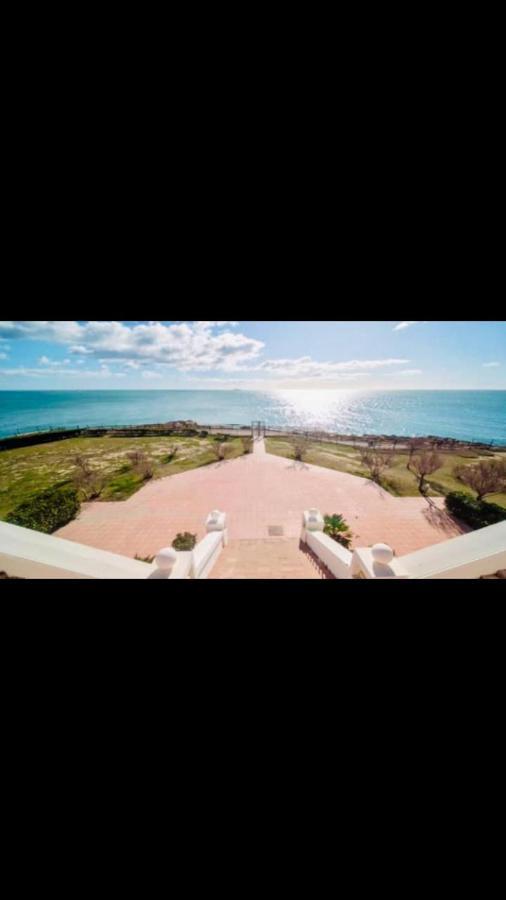 Grand Studio Bord De Mer Plus Piscine Sete Ngoại thất bức ảnh
