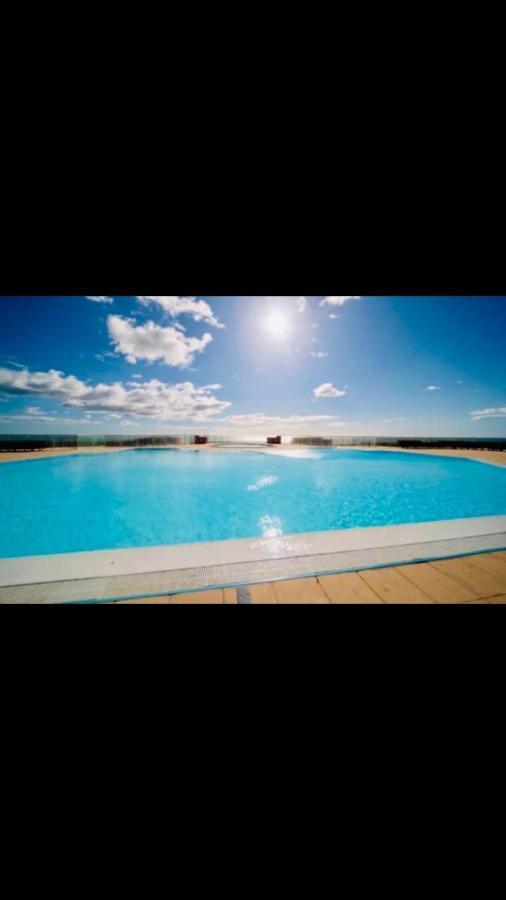 Grand Studio Bord De Mer Plus Piscine Sete Ngoại thất bức ảnh